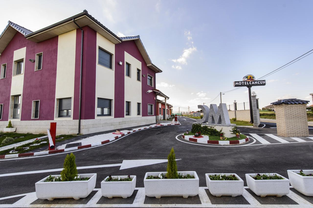 Motel Cancun Aviles Iboya Kültér fotó